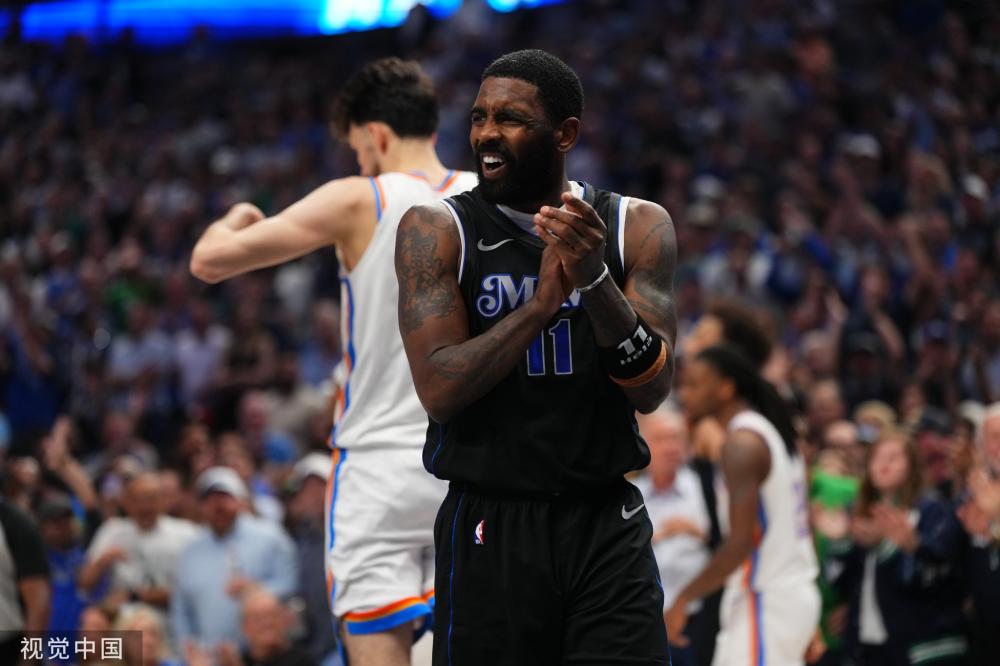 双星爆发奠 双星爆发奠